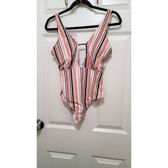 Cupshe Striped V-Neck One-Piece Swimsuit Size M Peach & Navy - Picture 2 of 7